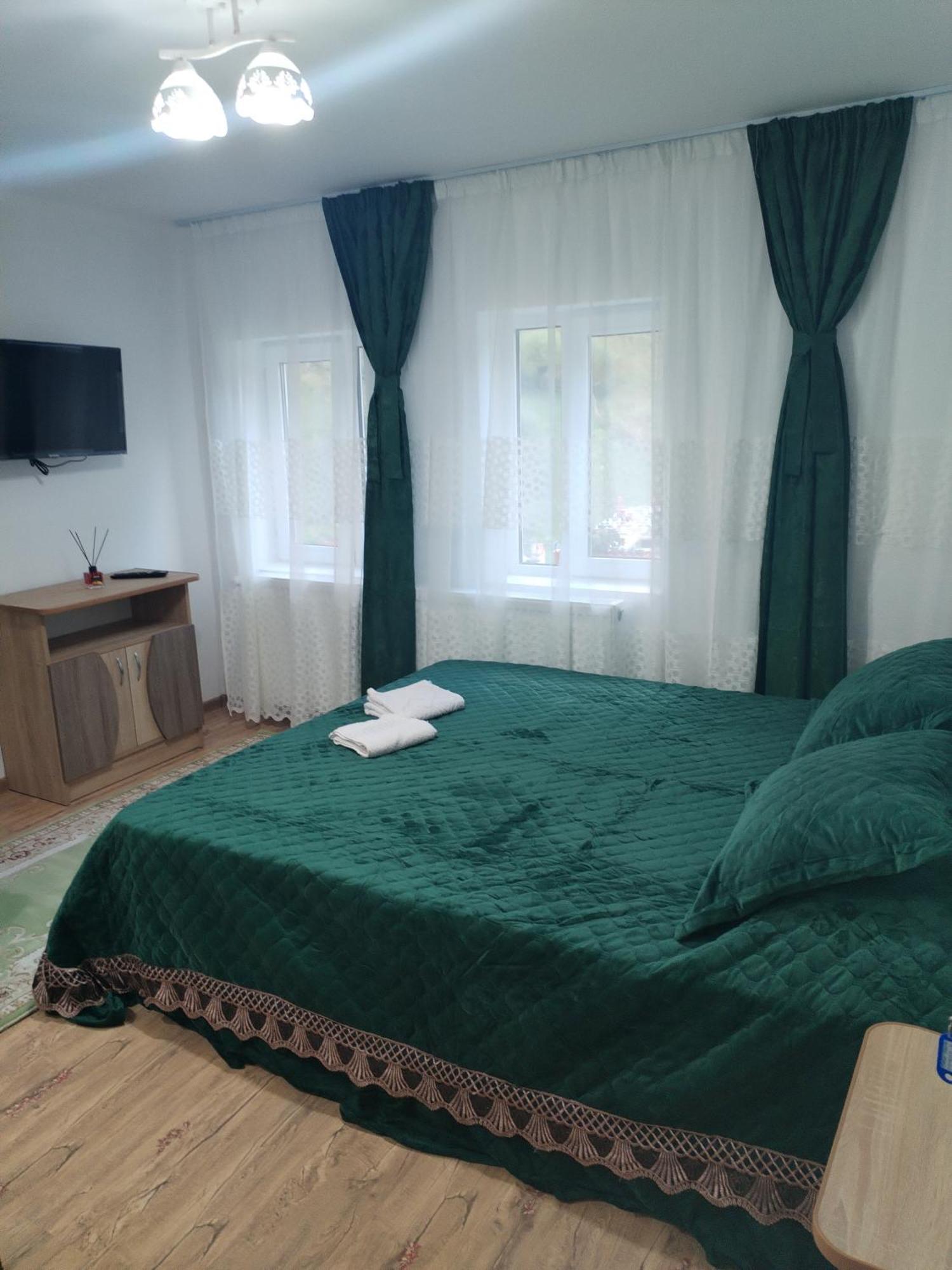 Casa Sara Hotel Dîmbovicioara Екстериор снимка